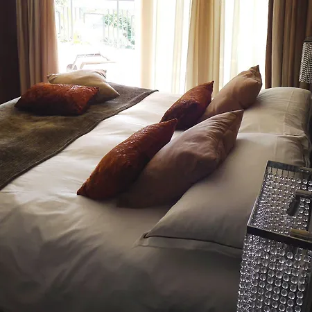 Hotel Royal Golf, & De Luxe 4*