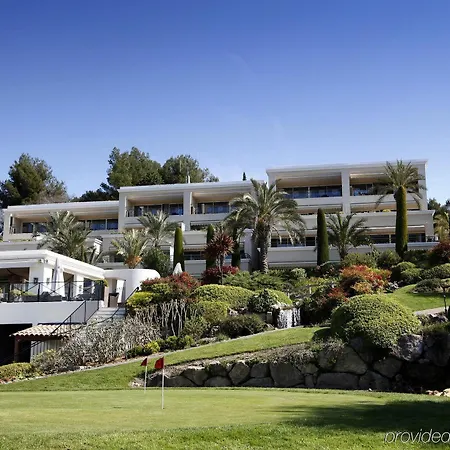 Royal Golf, & De Luxe Hotel