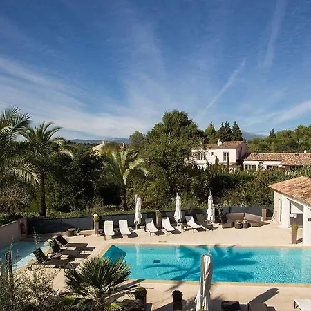 Hotel Royal Golf, & De Luxe 4*